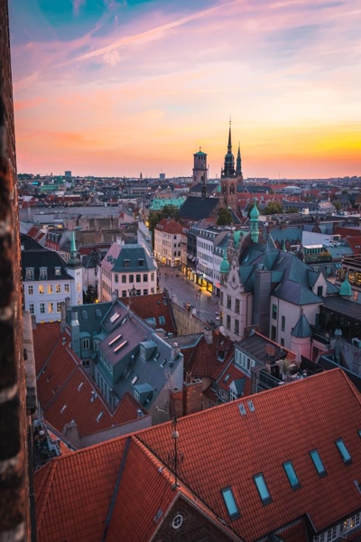 city_400x600_150_200kb