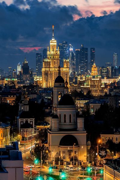 city_night_400x600_180kb