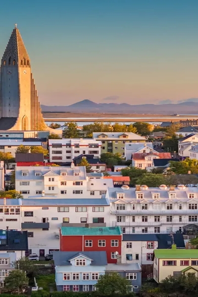 reykjavik_400x600_150_200kb